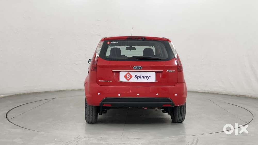 Ford Figo 2010-2012 Petrol Titanium, 2011, Petrol