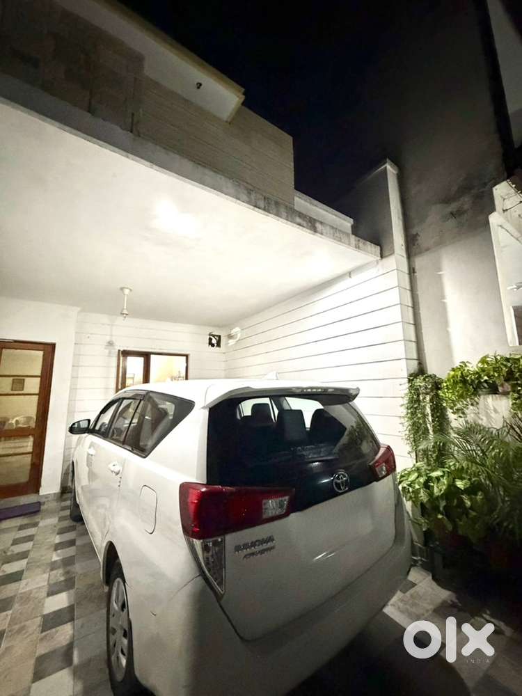 Toyota Innova Crysta Diesel Manual 2025