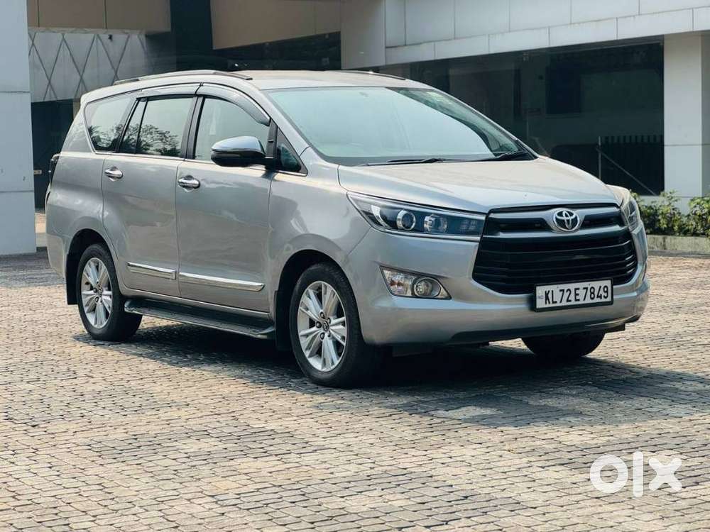 Toyota Innova Crysta