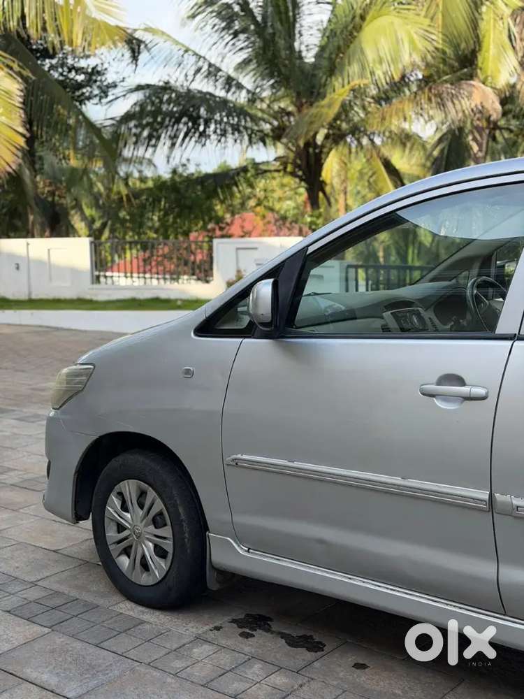 Toyota Innova Diesel Manual 2012 Second Owner
