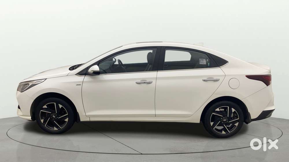 Hyundai Verna 1.5 Sx (o) Vtvt Ivt, 2020, Petrol