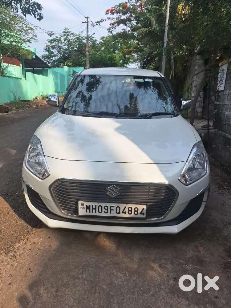 Maruti Suzuki Swift 2020 Petrol 33000 Km Driven Vxi  Amt