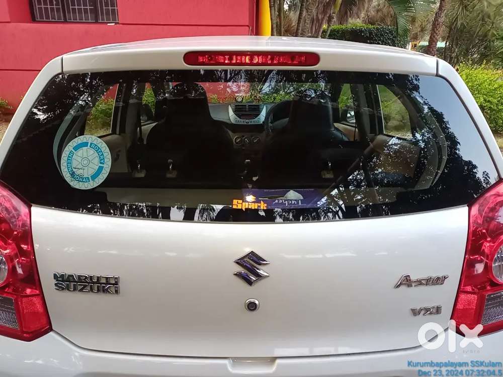 Maruti Suzuki Family Owned Car With First Owner Intact