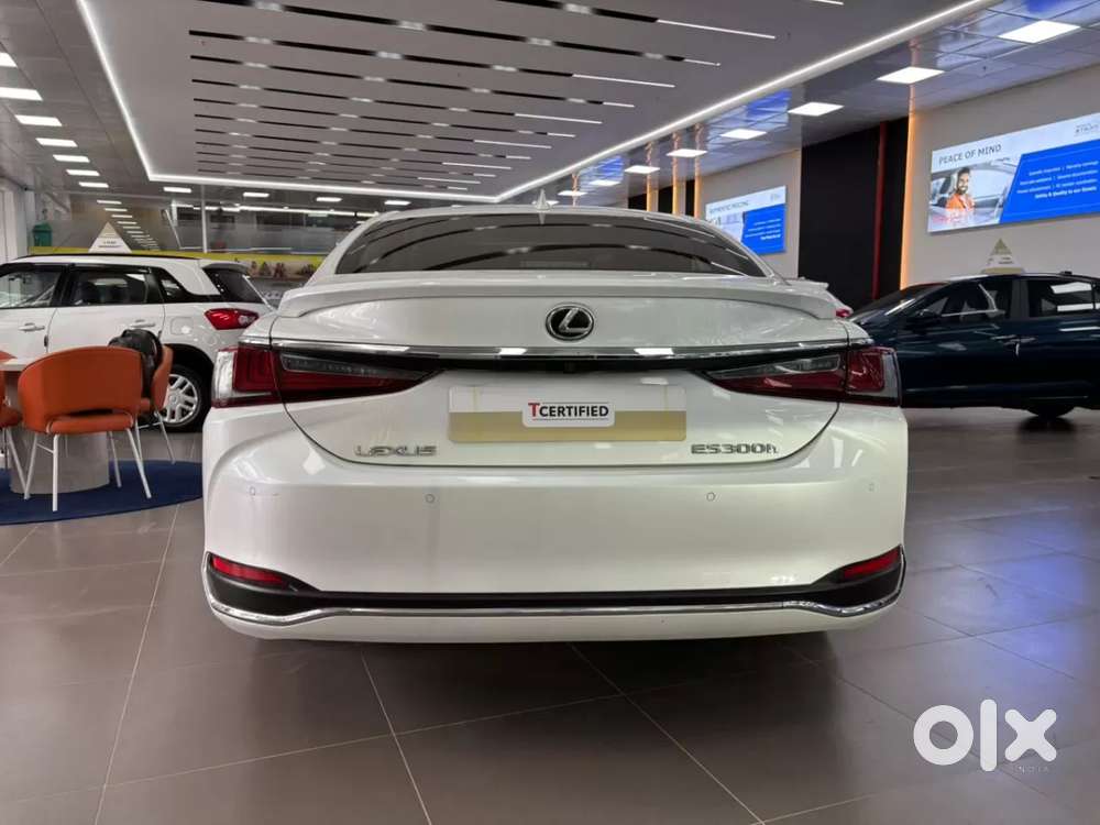 Lexus Es, 2023, Petrol
