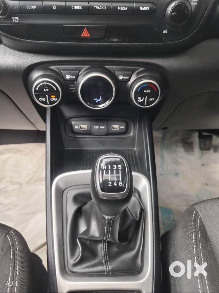 Hyundai Venue 1.0 Sx Turbo Imt, 2022, Petrol