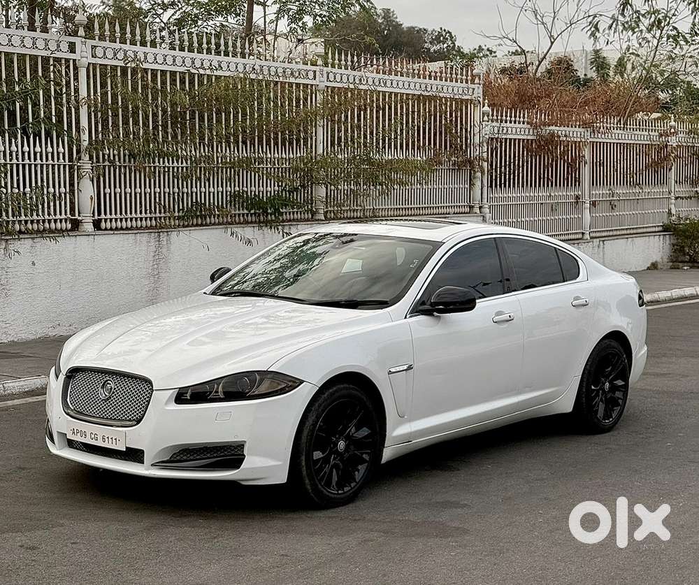 Jaguar Xf 2011 Diesel 82000 Km Driven