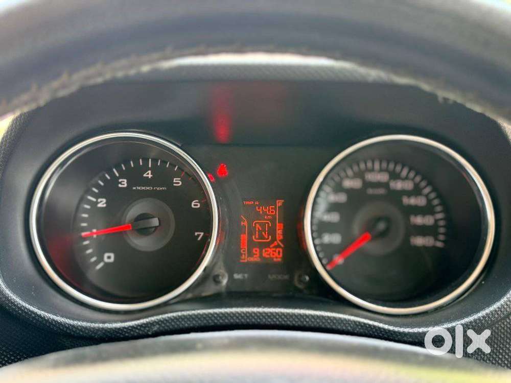 Mahindra Tuv 300 T8, 2017, Diesel