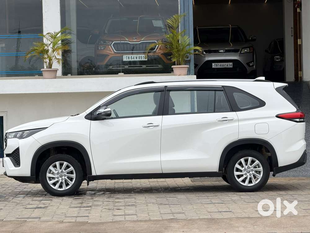 Toyota Innova Hycross 2.0 Gx 8 Str, 2024, Petrol