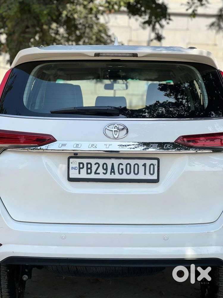 Toyota Fortuner 4x2 At 2.8 Diesel, 2017, Diesel