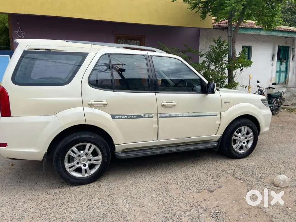 Tata Safari Storme 2019