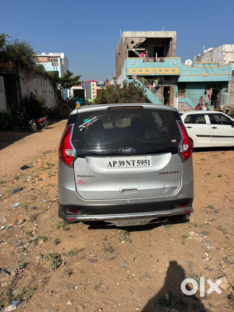 Mahindra Marazzo 2019 Diesel 180000 Km Driven