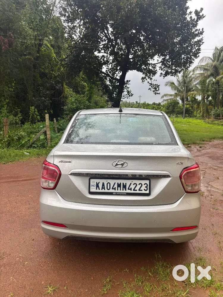 Hyundai Xcent Petrol Manual 2014