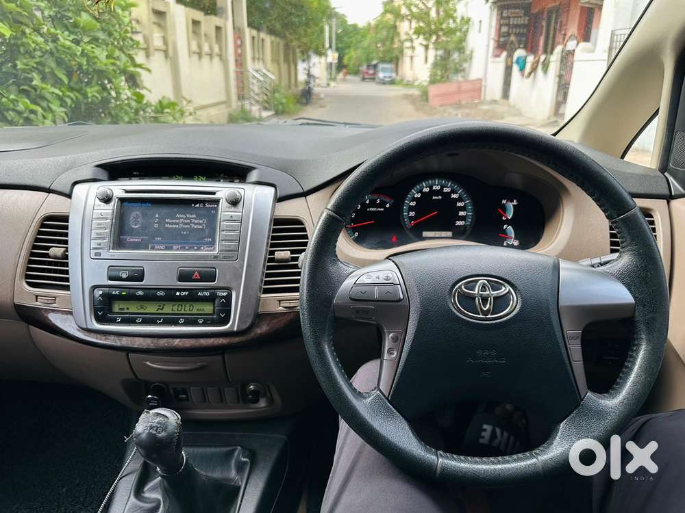 Toyota Innova 2015 Diesel Well Maintained