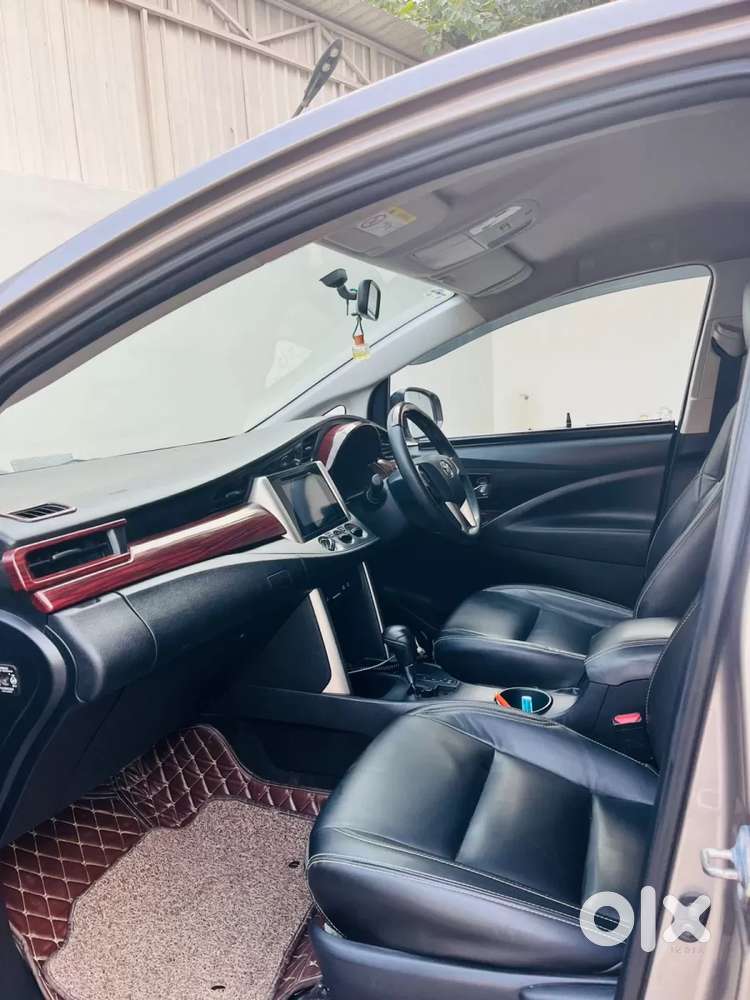 Toyota Innova Crysta [2020-ongoing] 2.7 Gx At 7 Str, 2019, Petrol