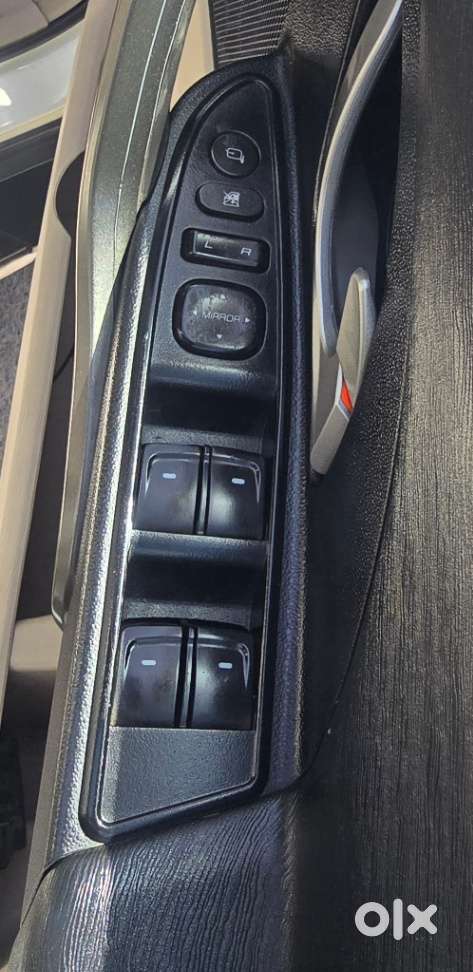 Mahindra Xuv500 W10 Awd, 2016, Diesel