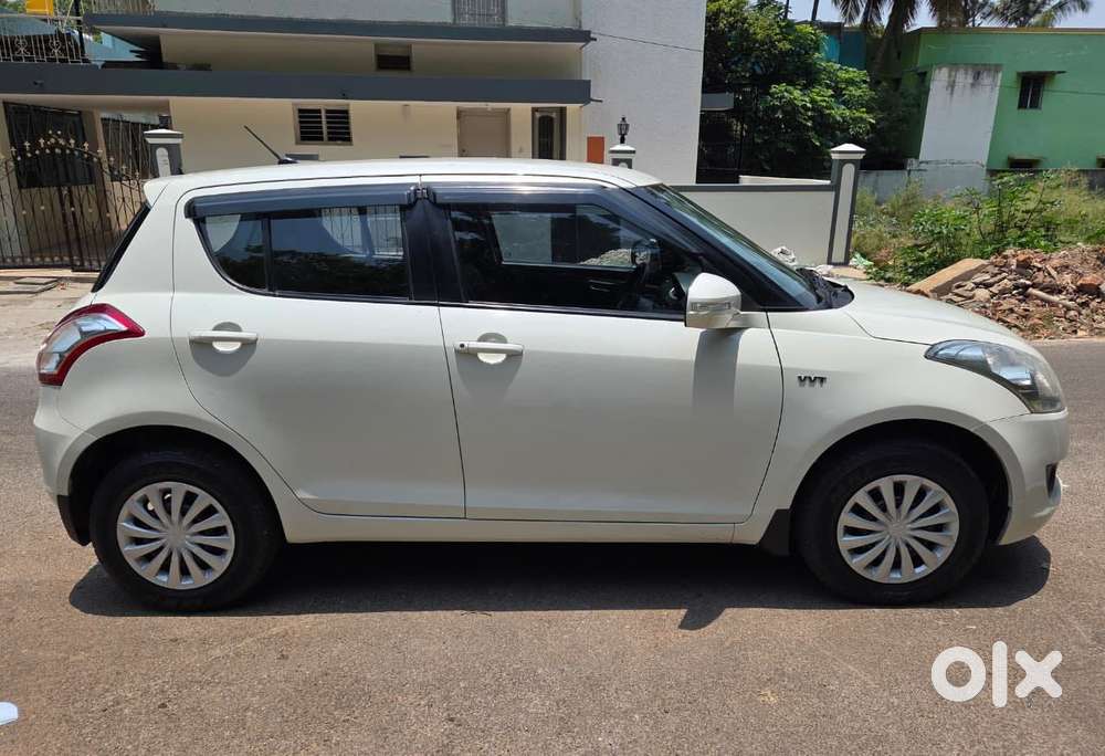 Maruti Suzuki Swift Vxi Optional, 2014, Petrol
