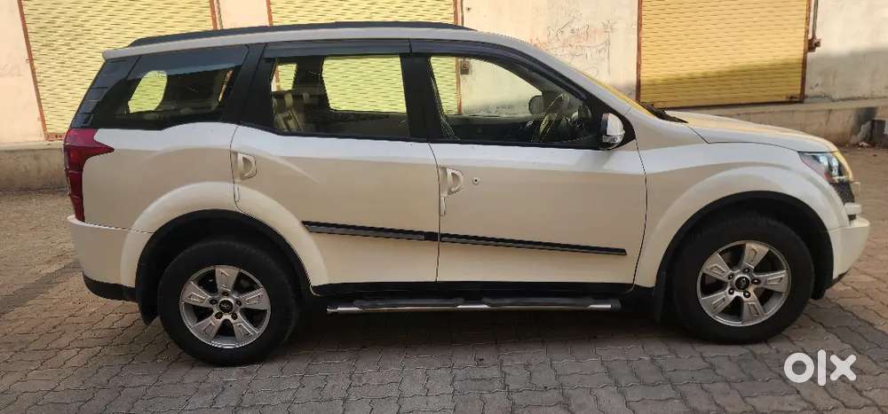 Mahindra Xuv500 2015 Diesel 133265 Km Driven Family Use Car