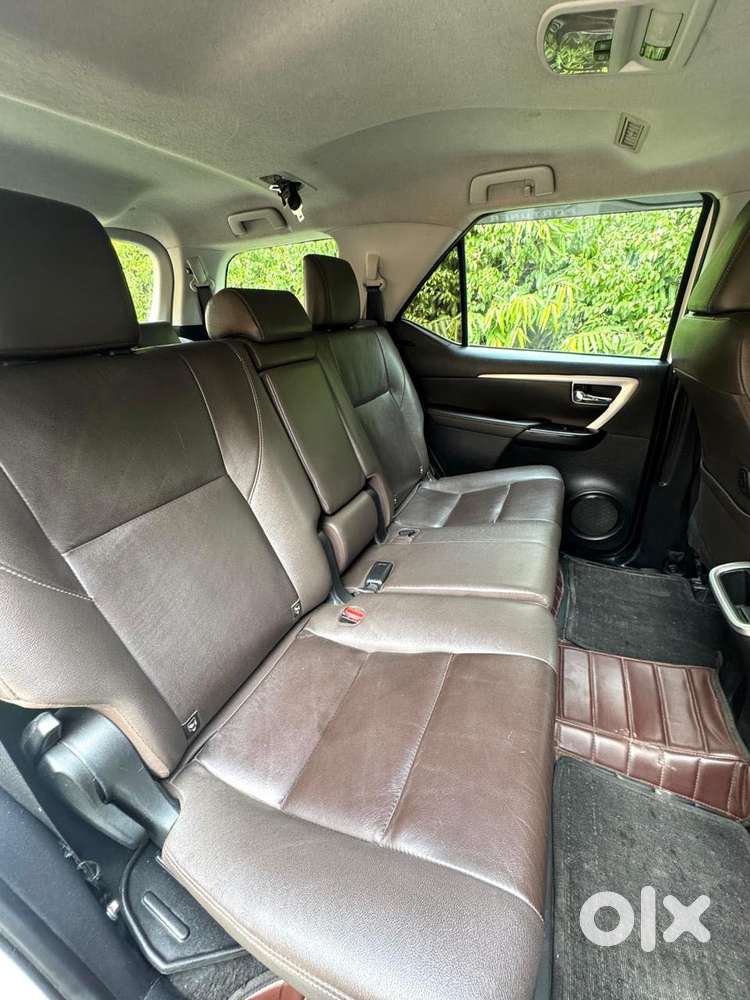Toyota Fortuner 4x2 At, 2019, Diesel