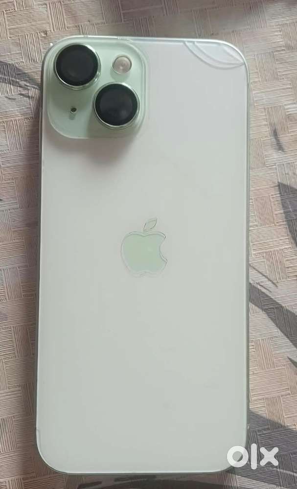 Iphone 15 128gb green colour minnor back glass broken