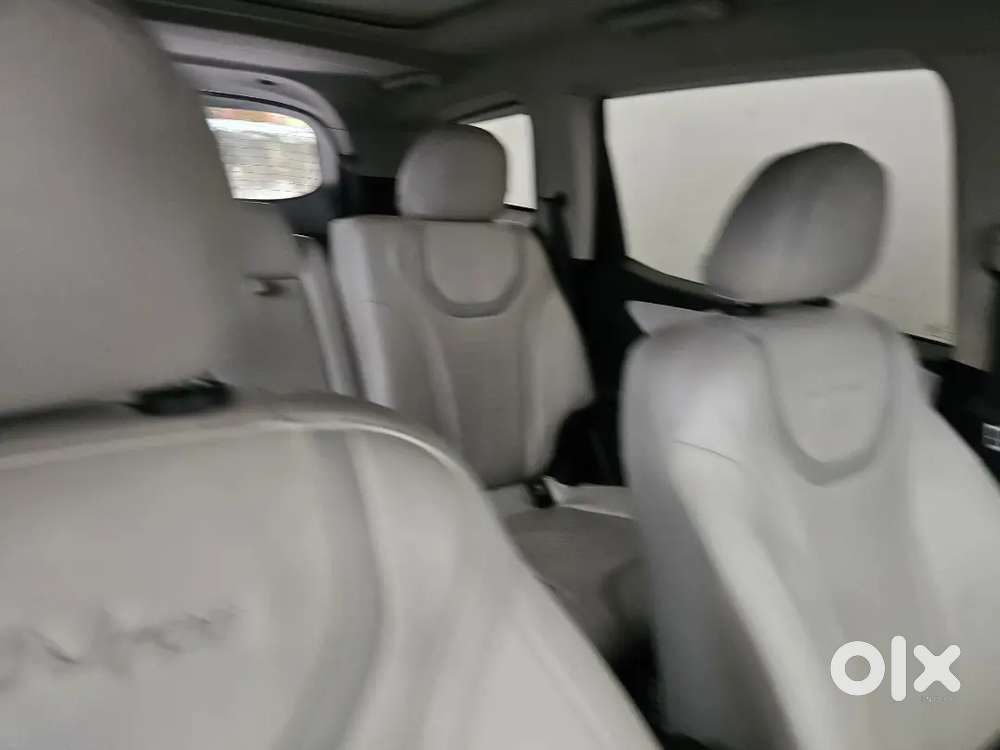 Mahindra Xuv700 2024 Diesel 8400 Km Driven
