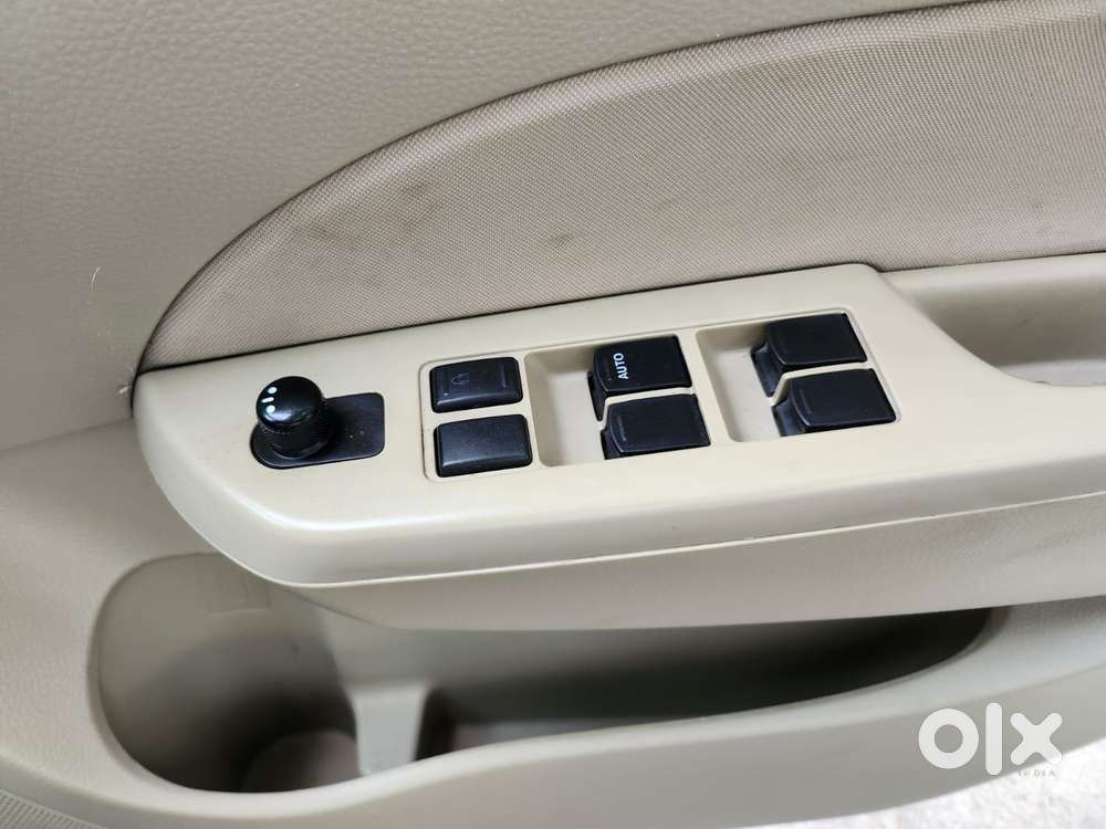 Maruti Suzuki Swift Dzire Vdi Bsiv, 2012, Diesel