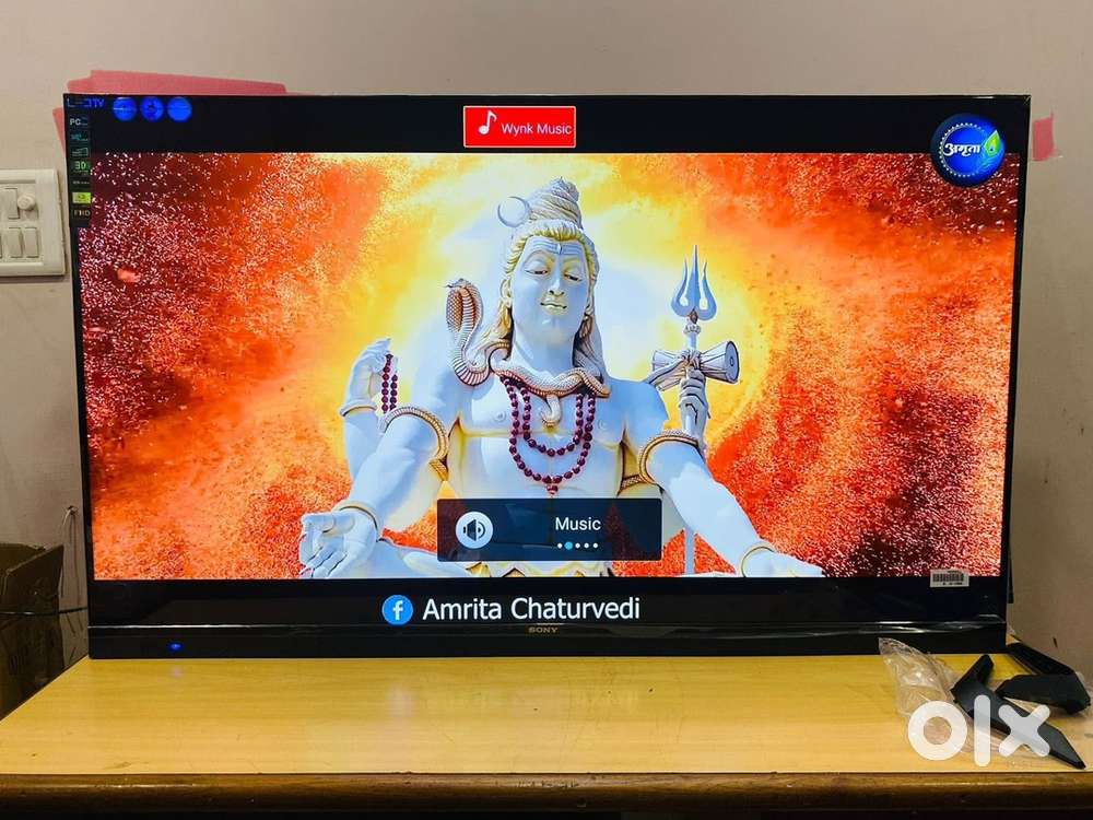 43” BEZEL-LESS 4K TV  SMART FEATURES  On site Warranty