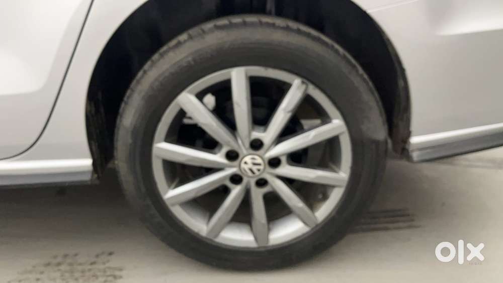 Volkswagen Vento 1.6 Highline, 2021, Petrol