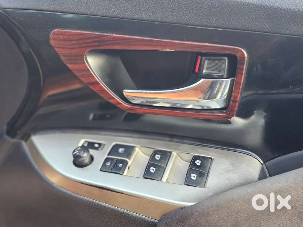 Toyota Innova Crysta 2.4 Z 7 Str, 2016, Diesel