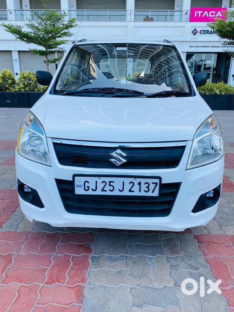 *wagon R Lxi ગાડી વેચવાની છે*