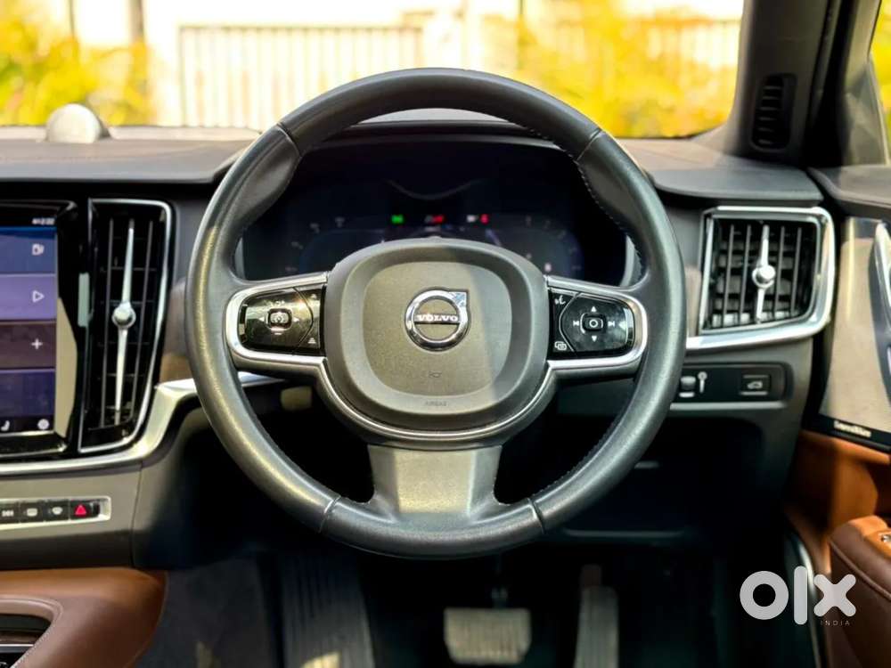 Volvo S90 B5 Ultimate, 2025, Petrol