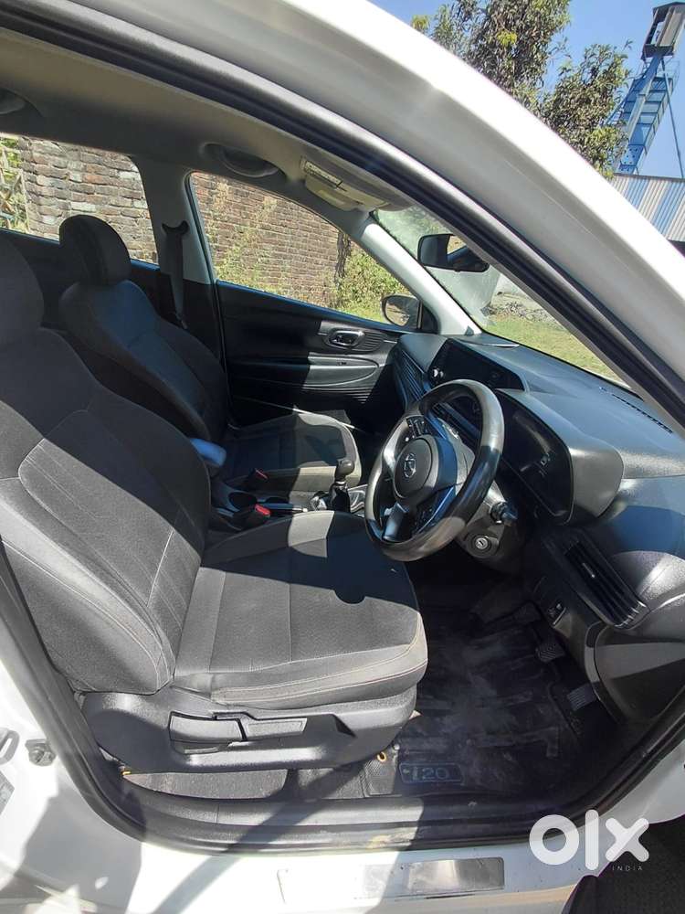 Hyundai I20 Sportz 1.2 Ivt Dual Tone, 2021, Petrol