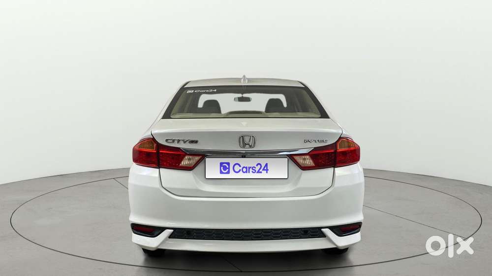 Honda City I-vtec V, 2018, Petrol
