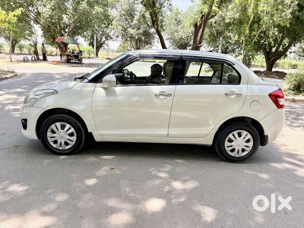 Maruti Suzuki Swift Dzire Vxi Optional, 2014, Petrol