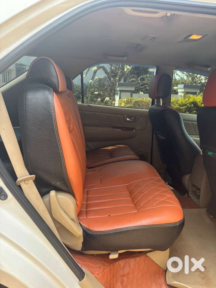 Toyota Fortuner 3.0 4x4 Manual, 2011, Diesel