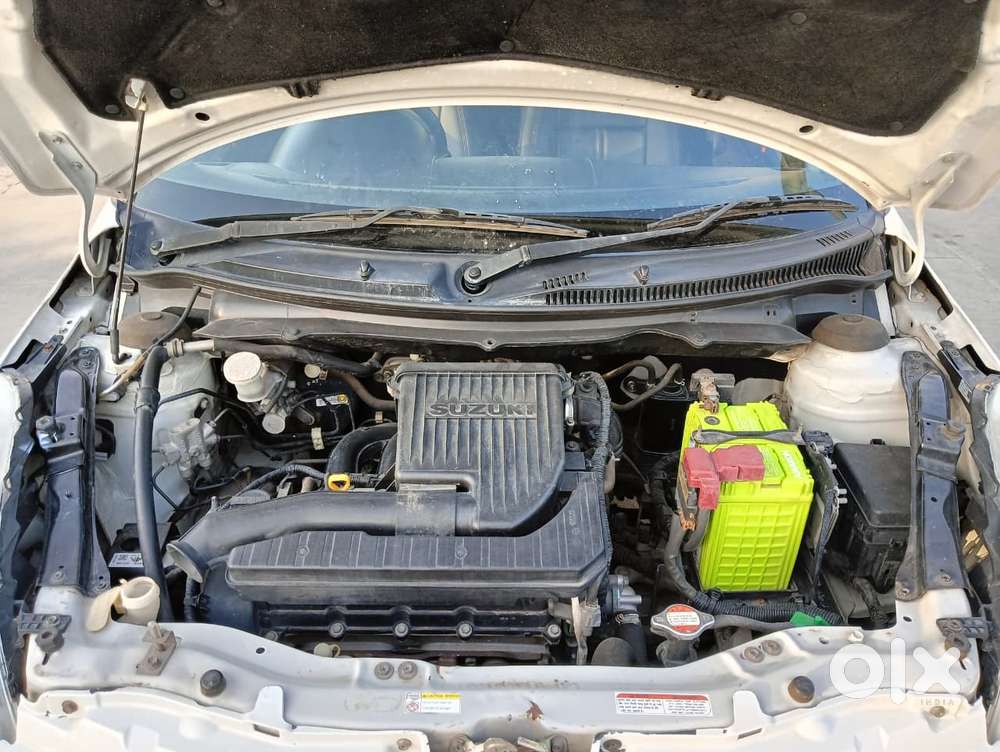 Maruti Suzuki Swift Lxi Optional-o, 2016, Petrol