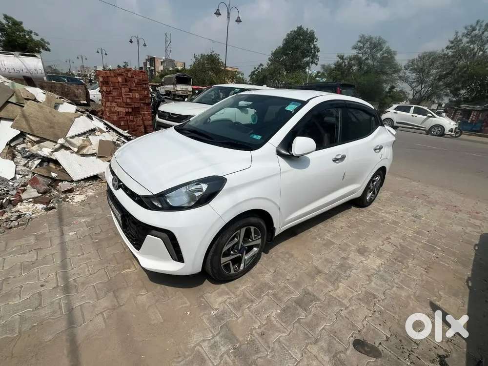 Hyundai Aura 1.2 Petrol Manual 2024