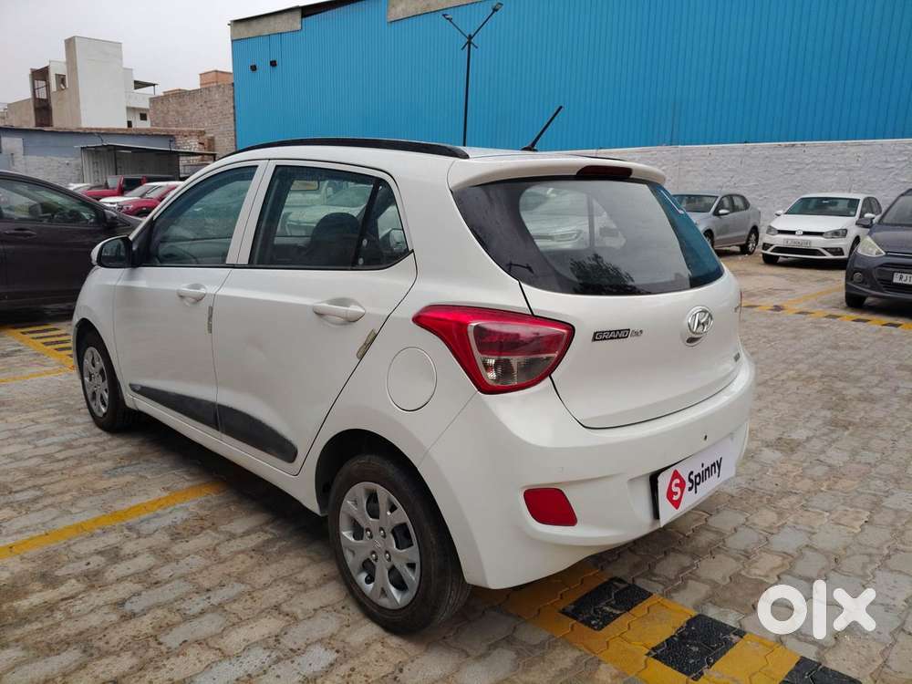 Hyundai Grand I10 1.2 Kappa Sportz, 2015, Petrol