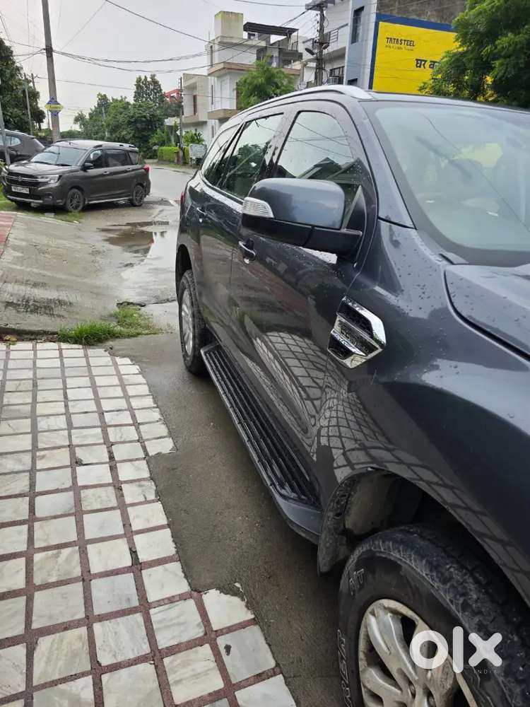 Ford Endeavour 2017 Diesel 145000 Km Driven