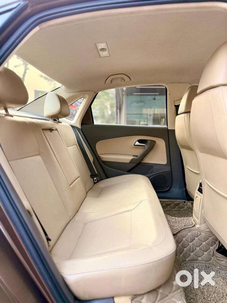 Volkswagen Vento 1.2l Tsi Highline Plus At Petrol, 2017, Petrol