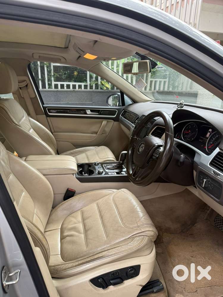 Volkswagen Touareg 2012 Diesel 128000 Km Driven