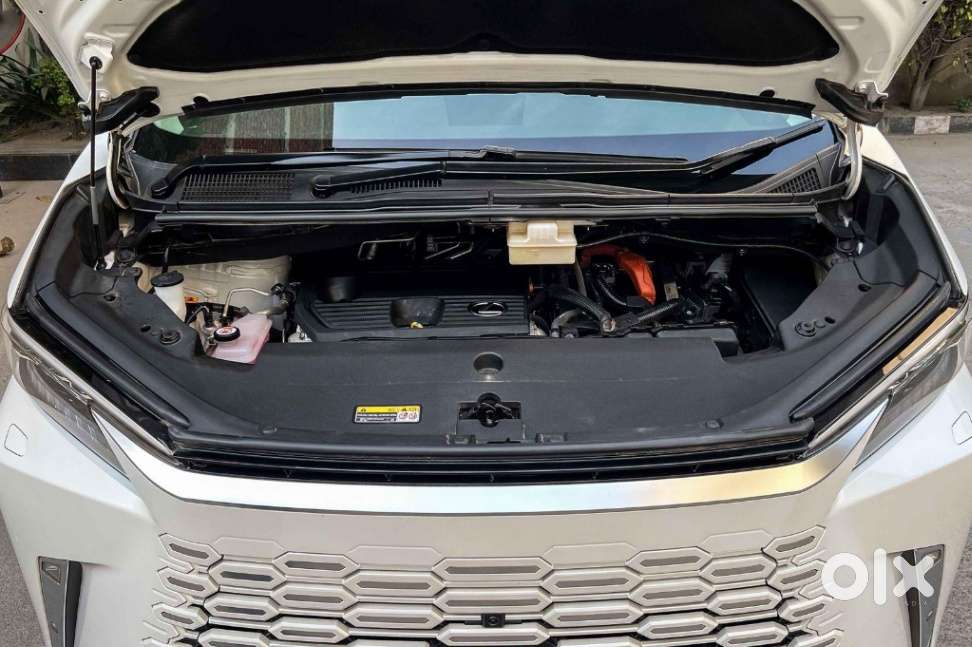 Lexus Lm 350h 4 Str Ultra Luxury, 2025, Petrol