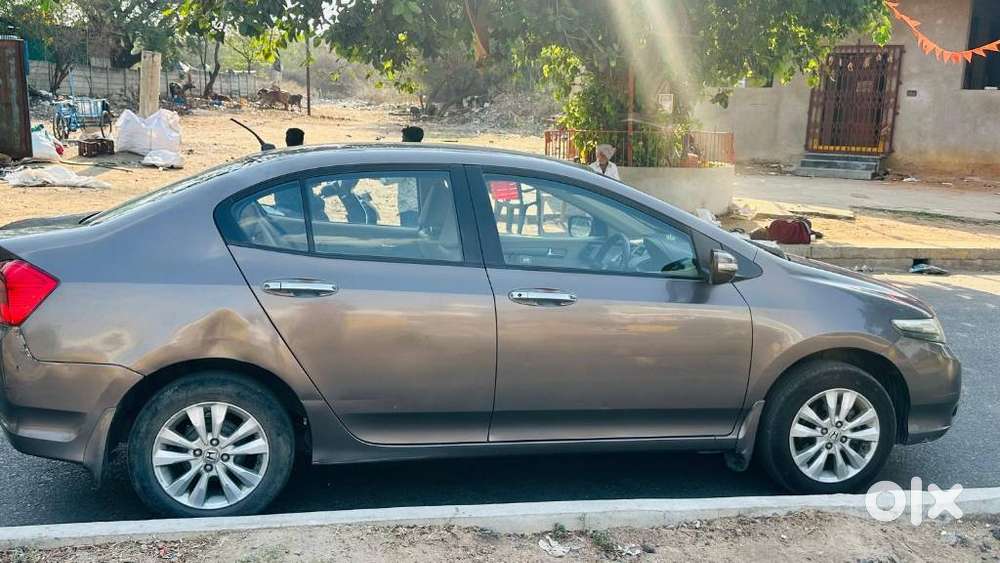 Honda City V At Sunroof, 2012, Petrol