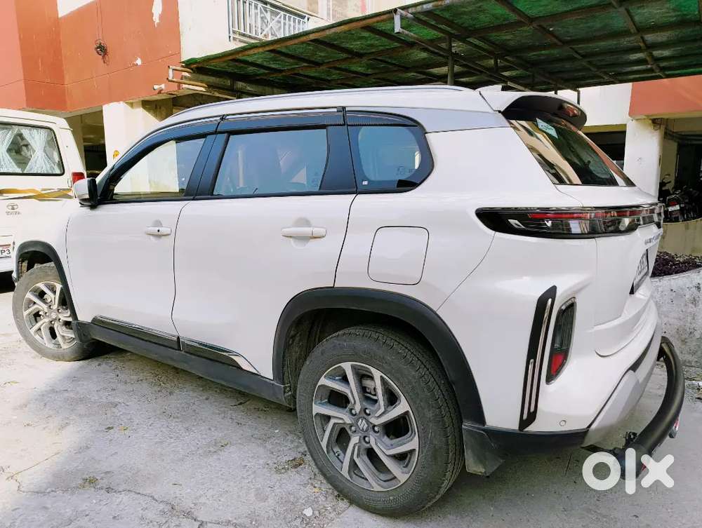 Nexa Grand Vitara 2025 Petrol + Cng (company Fitted)1750 Km Driven.