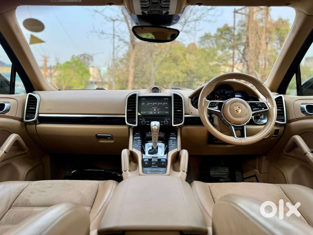 Porsche Cayenne Platinum Edition, 2018, Petrol