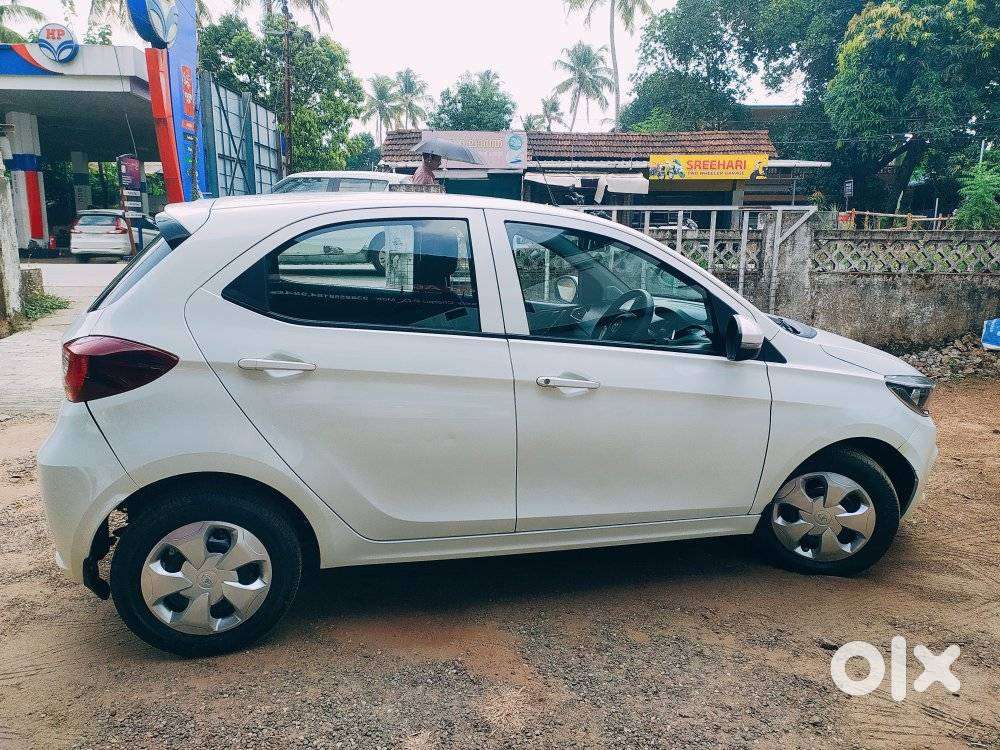 Tata Tiago 1.2 Revotron Xt, 2020, Petrol