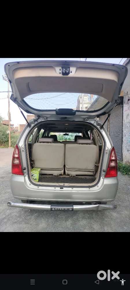 Toyota Innova 2006 Diesel  Top Model Neat And Clean Car