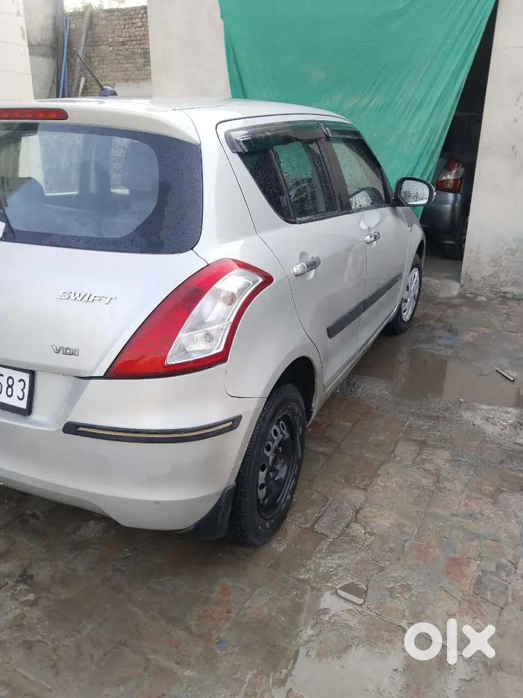 Maruti Suzuki Swift 2016 Diesel 69000 Km Driven