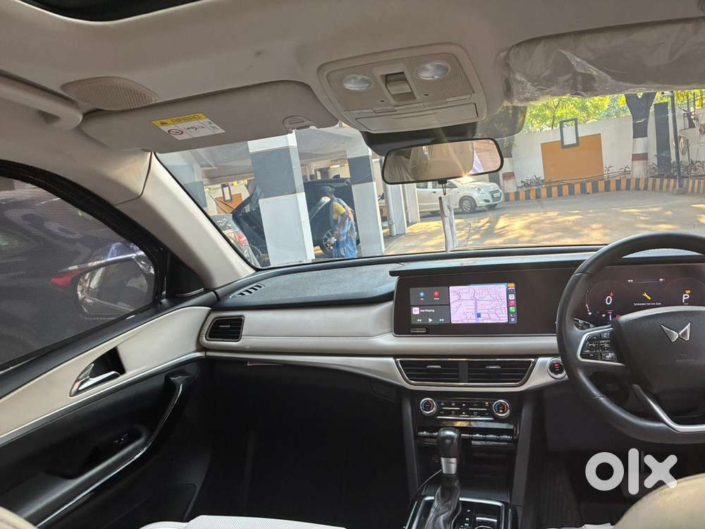 Mahindra Xuv700 2.2 Ax 7 Diesel At Luxury Pack Str, 2022, Diesel