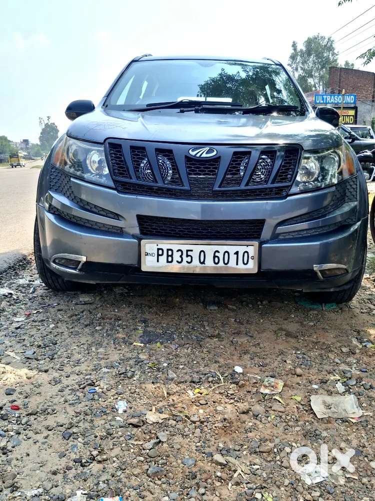 Mahindra Xuv500 [2015-2018] 2014