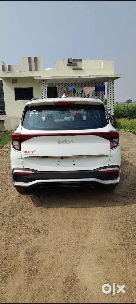 Kia Carence Prestige Petrol
